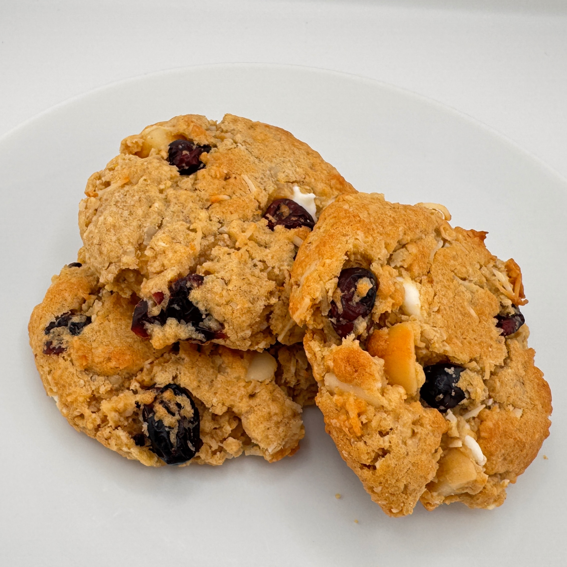 white macadamia nut cookies